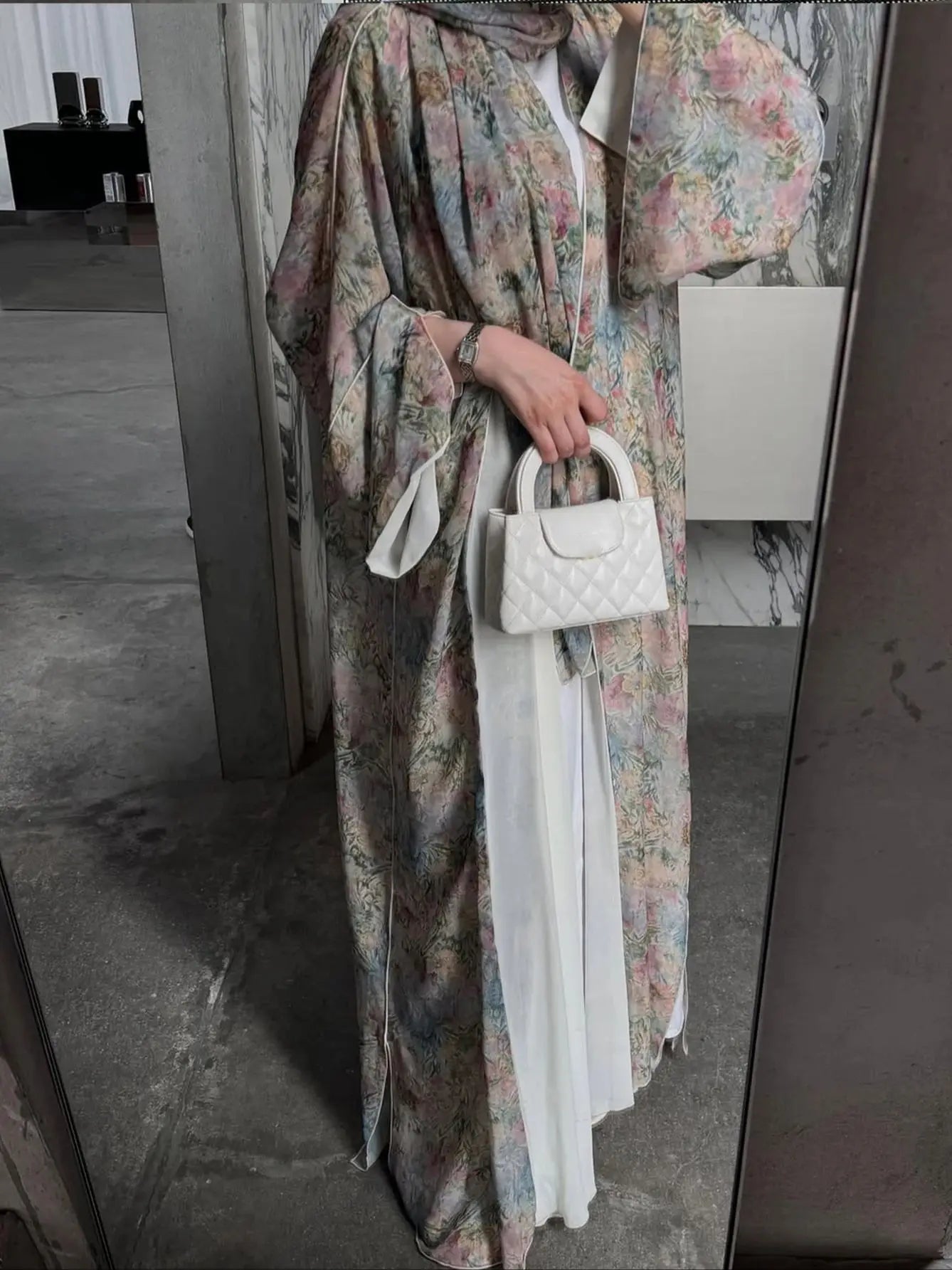 Alternative: Luxury Black Rose Cardigan Abaya (Copy)