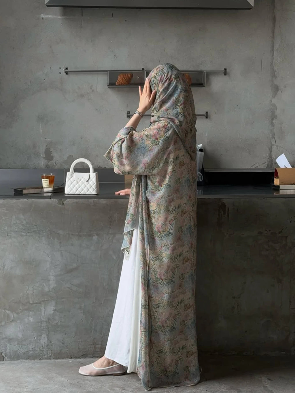 Alternative: Luxury Black Rose Cardigan Abaya (Copy)